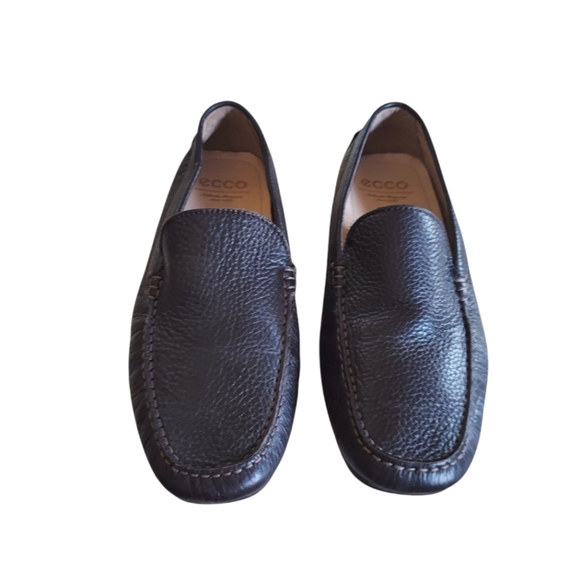 Ecco Brown Pebbled Leather Loafer - Picture 2 of 10
